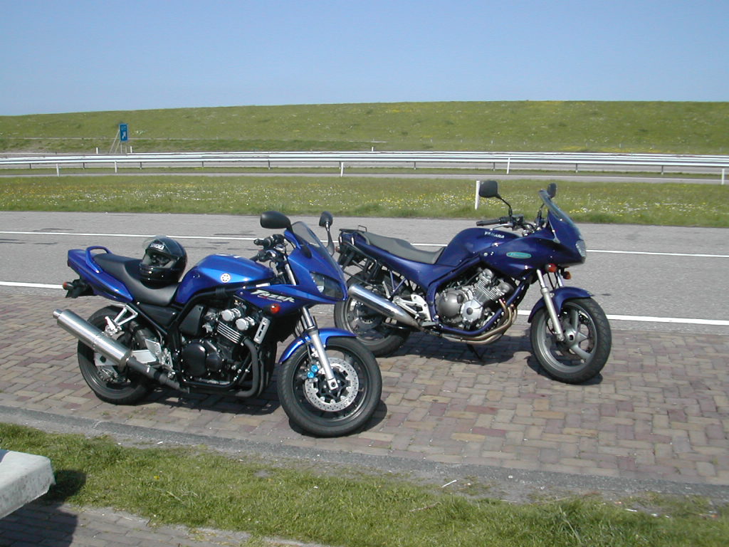 De motoren (rechts = mijn)