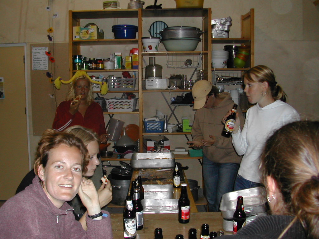 Snacken in de keuken