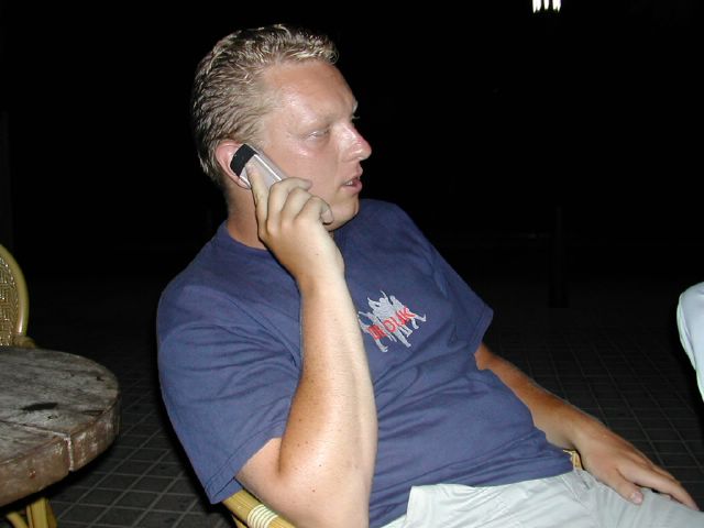 Ja, hou die aandelen maar... trekt wel weer aan.